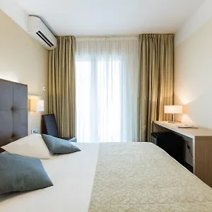 Отель De La Rotonde Aix En Provence, Экс-ан-Прованс
