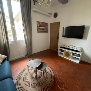 Cosy Right In Cours Mirabeau Aix-en-Provence